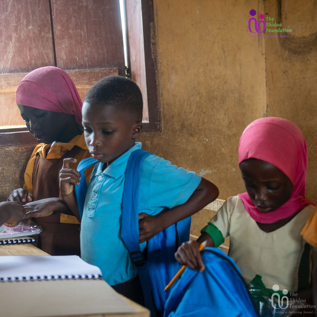 children reading in ghana